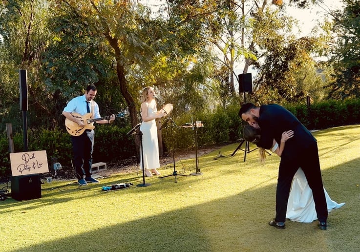 Gallery photo 6 of Duet Paty & Leo
