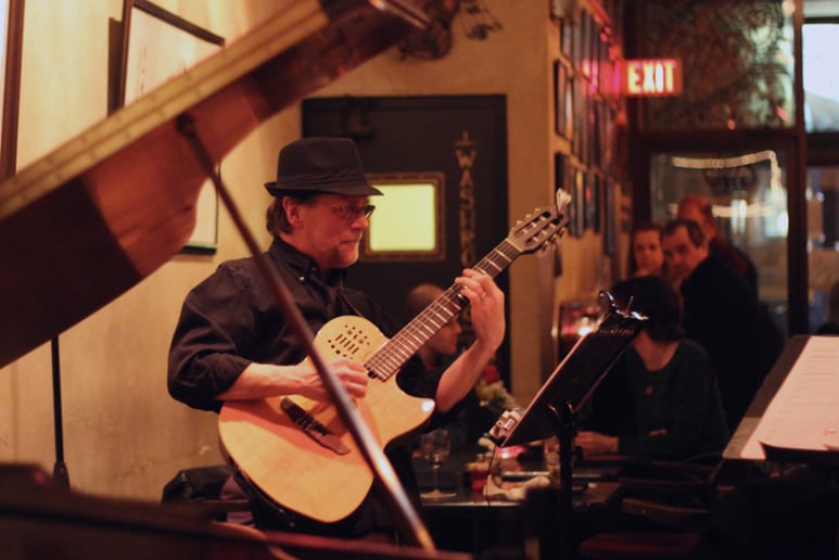 Gallery photo 6 of Dunstan Morey - Guitarist