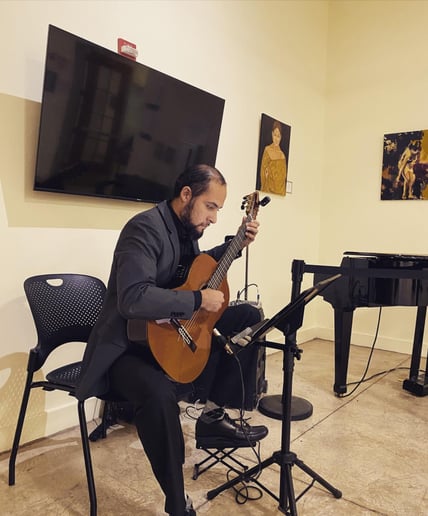 Gallery photo 3 of Maggiore Guitar Music