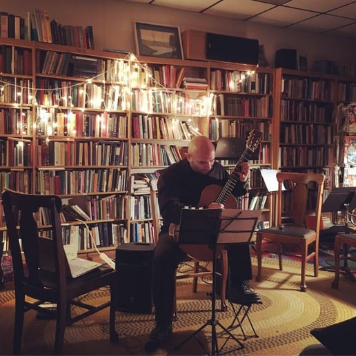 Gallery photo 4 of Tom Torrisi, Classical Guitarist