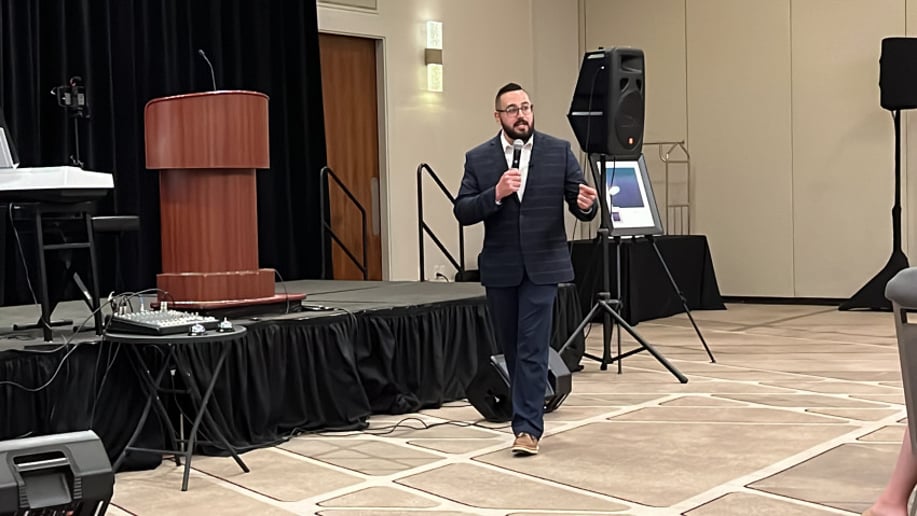 Gallery photo 11 of Dustin Dale Keynote/Motivational Speaker