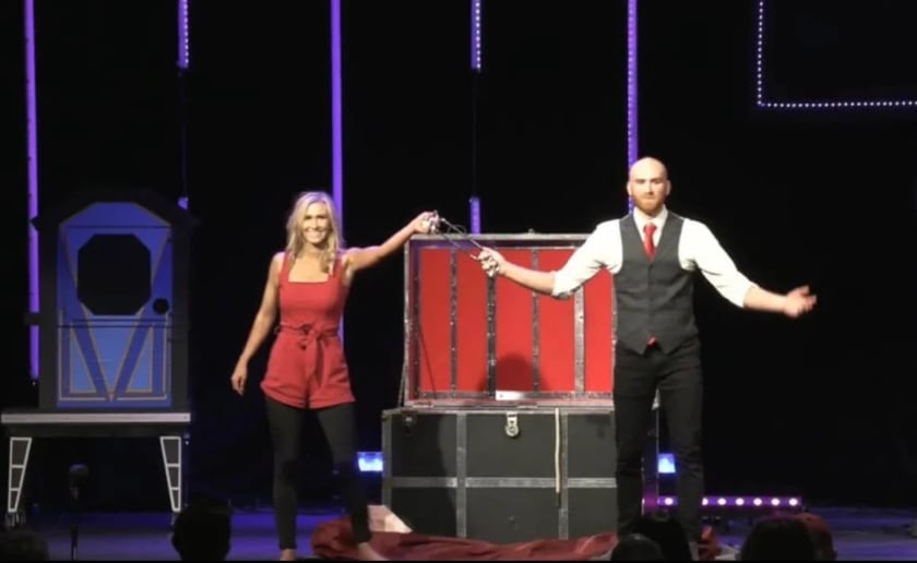 Gallery photo 6 of Dylan Looper Magic