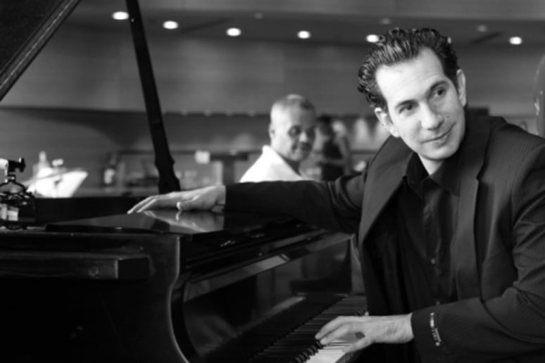 Gallery photo 1 of Enrique Haneine