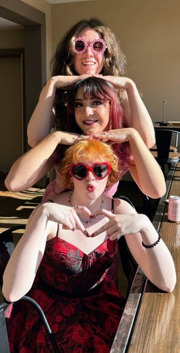 Gallery photo 3 of Evie Valentine Music