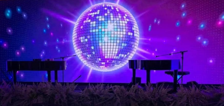 Gallery photo 6 of East Coast Dueling Pianos