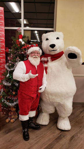 Gallery photo 2 of 865 Santa
