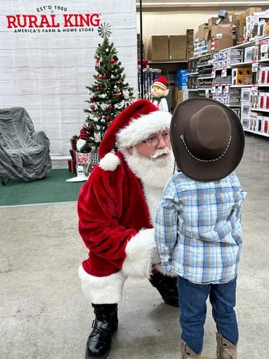 Gallery photo 3 of 865 Santa