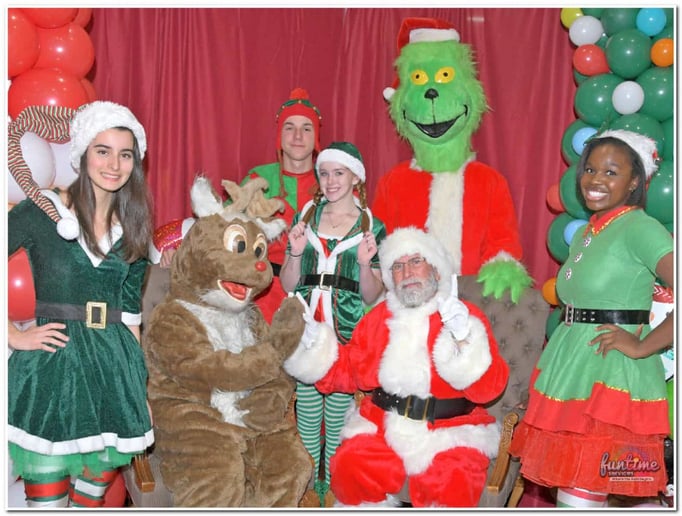 Gallery photo 39 of Santa Stops By - By Funtime Services