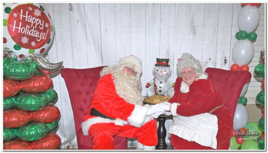 Gallery photo 78 of Santa Stops By - By Funtime Services