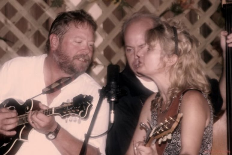 Gallery photo 1 of Tim and Savannah Finch w/ The Eastman String Band