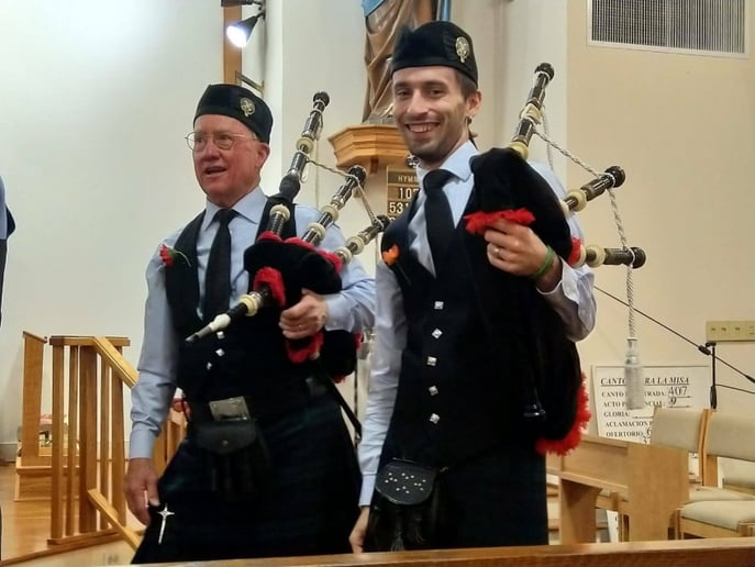 Gallery photo 1 of Eben Yonnetti, Bagpiper