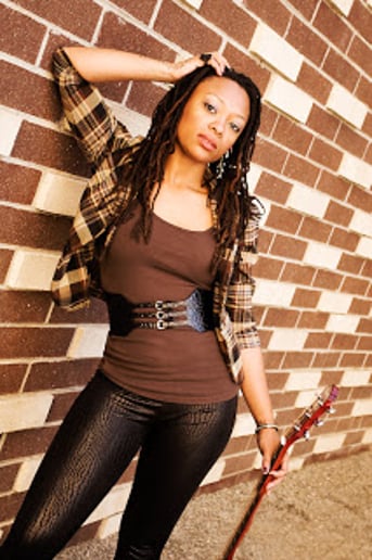 Gallery photo 1 of EbonyLion
