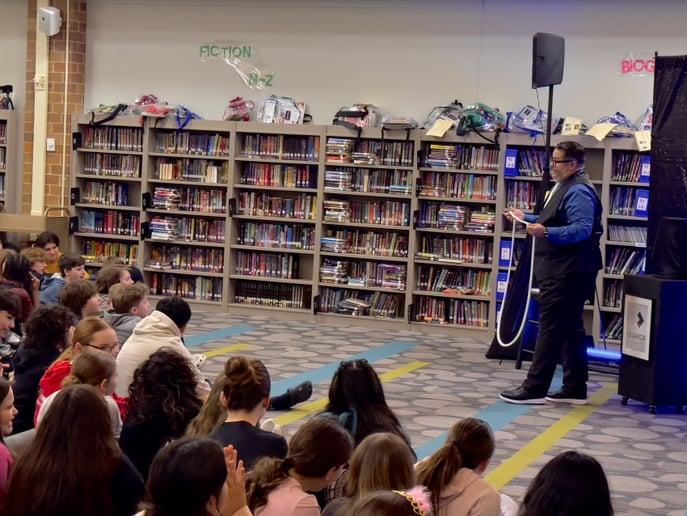 Gallery photo 7 of Ed Garcia - Magic & Illusion