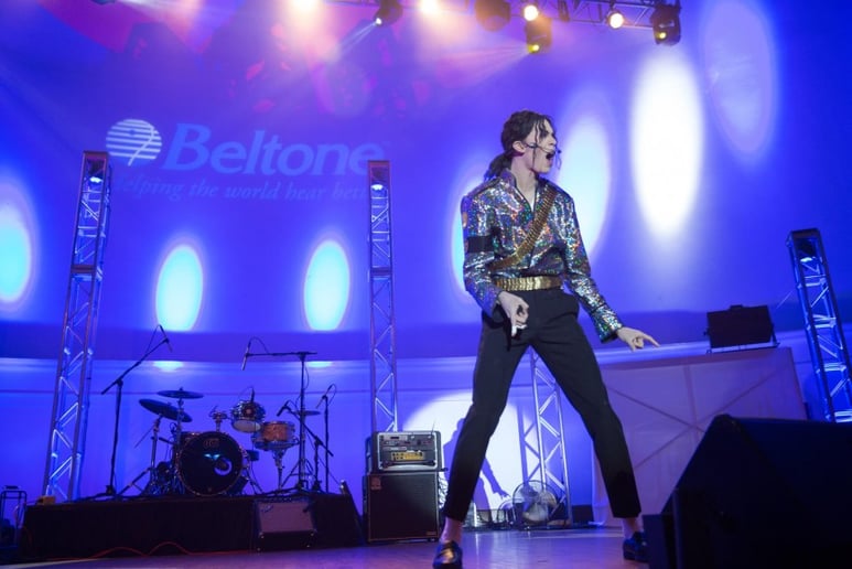 Gallery photo 17 of Ed Hollis as Michael Jackson