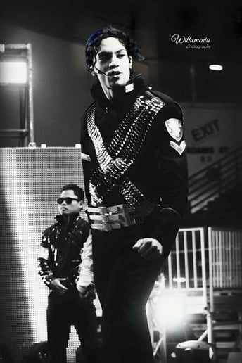 Gallery photo 13 of Ed Hollis as Michael Jackson