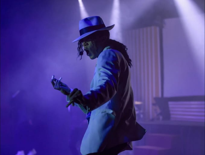 Gallery photo 27 of Ed Hollis as Michael Jackson