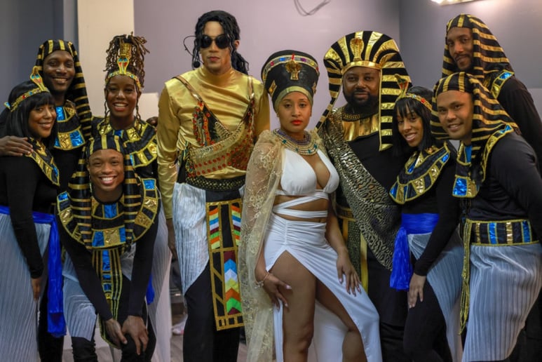 Gallery photo 29 of Ed Hollis as Michael Jackson