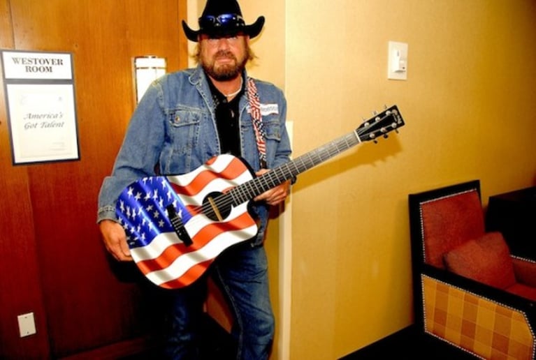 Gallery photo 14 of Ed Kelleher/one man band