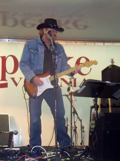 Gallery photo 13 of Ed Kellleher as Toby Keith