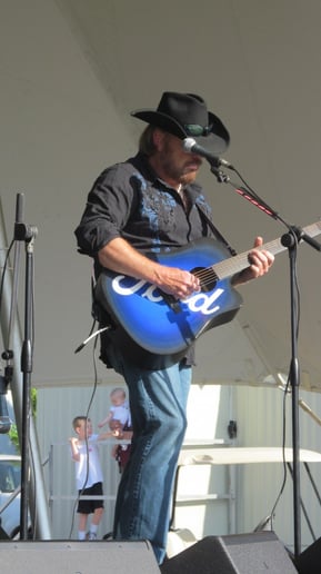Gallery photo 20 of Ed Kellleher as Toby Keith
