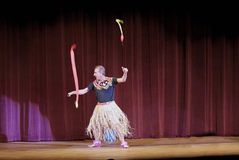 Gallery photo 7 of Eddie Goldstein Magician