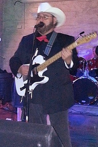 Gallery photo 1 of Eddie Lee Groves