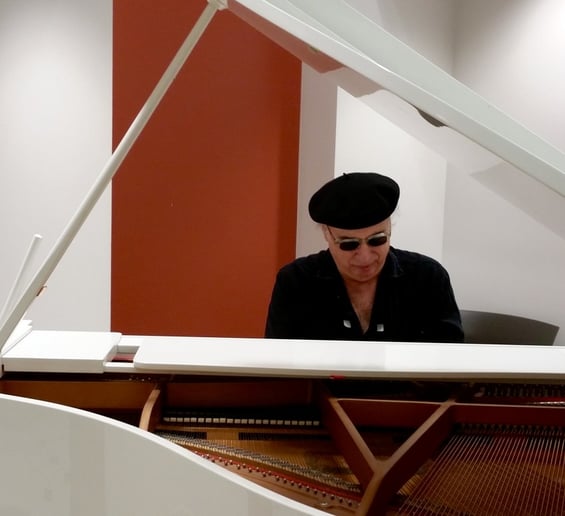 Gallery photo 3 of Eddie Smith, Jazz Pianist