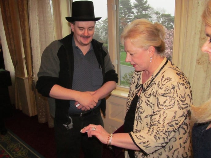 Gallery photo 1 of Eddini Magician / Mentalist / Certified Hypnotist