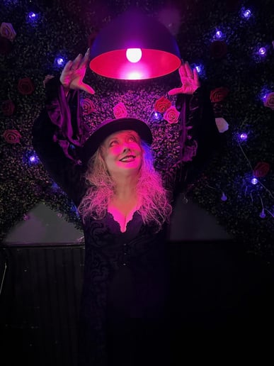 Gallery photo 3 of Edge of 17 - The Stevie Nicks Experience