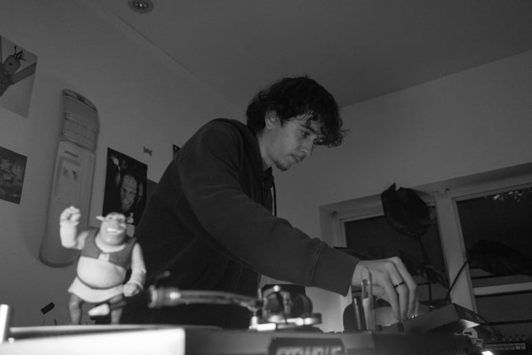 Gallery photo 4 of DJ Attemo