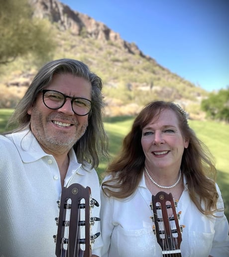Gallery photo 1 of Eirezona Guitar Duo