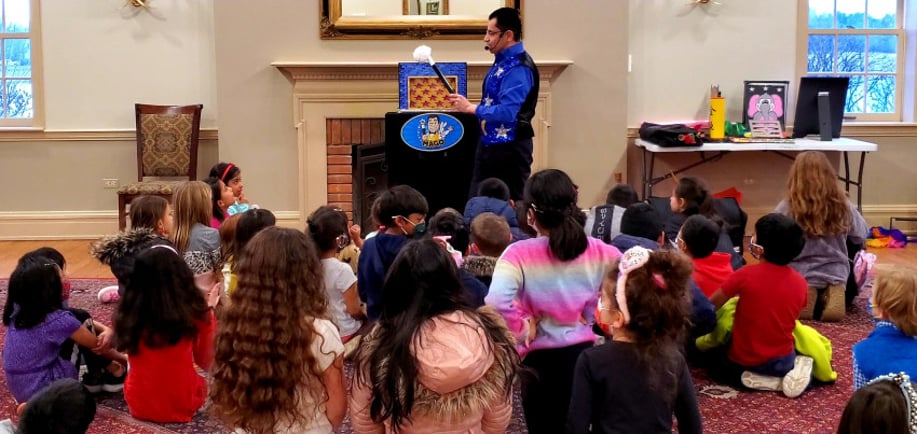 Gallery photo 8 of El Mago Magic Show