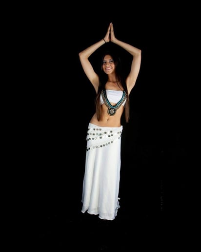 Gallery photo 2 of Ela Belly Dance