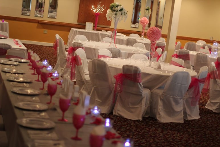 Gallery photo 3 of Elaborate & Beautiful Weddings & Events