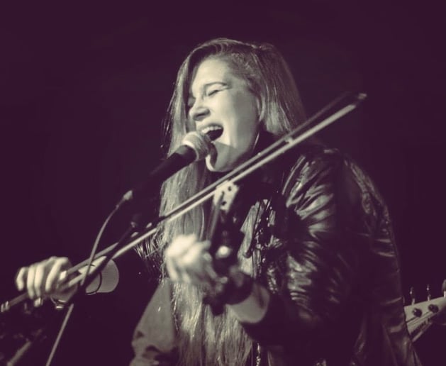 Masha Rd Singer Hire Masha Brodskaya - Violin and Piano Virtuoso, Jazz Singer, DJ ...