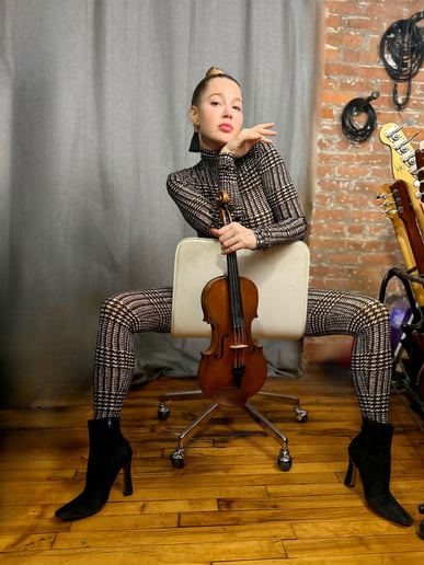 Masha Rd Singer Hire Masha Brodskaya - Violin and Piano Virtuoso, Jazz Singer, DJ ...