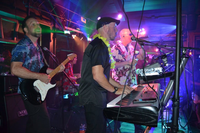 Gallery photo 10 of Electric X Dance Band