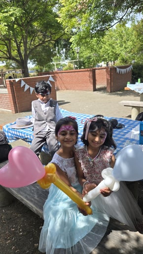 Gallery photo 3 of Elegance Henna Tattoo and Facepaint