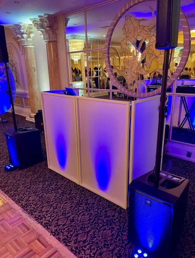 Gallery photo 1 of Elegant DJ Events