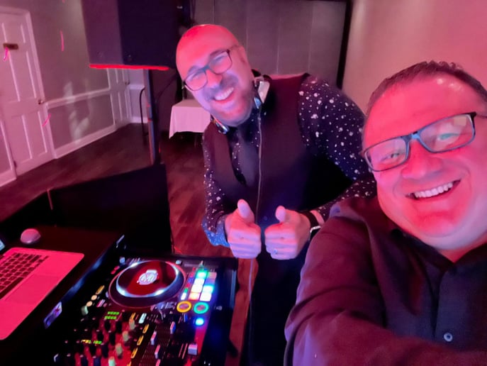 Gallery photo 2 of Elegant DJ Events