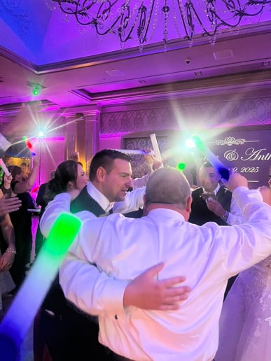 Gallery photo 11 of Elegant DJ Events