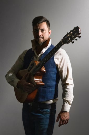 Gallery photo 1 of Elegant Live Guitar for Events & Wedding