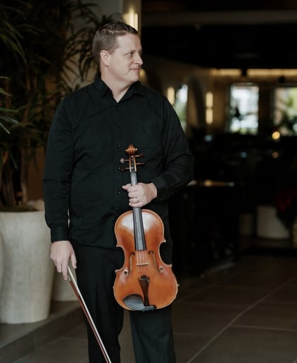Gallery photo 2 of Elegant Music