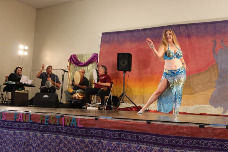 Gallery photo 5 of Shalimar the Elegant Bellydancer, Performer and Teacher