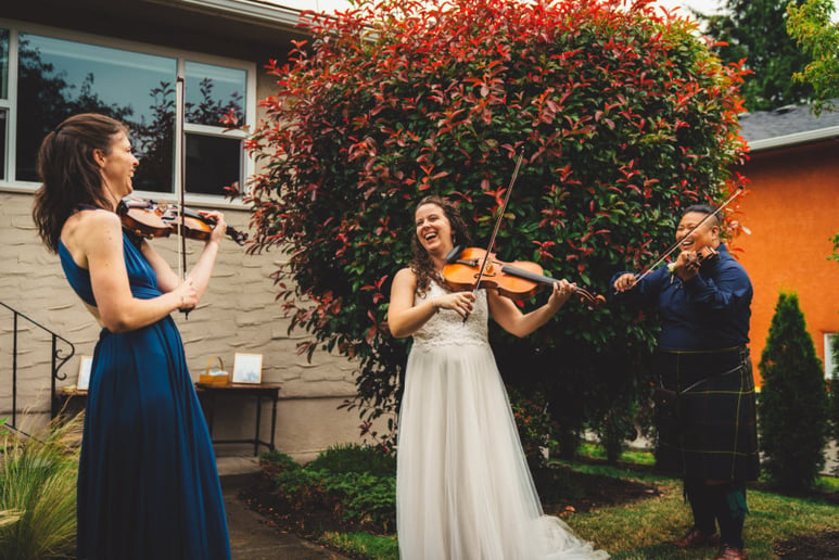 Gallery photo 5 of Lindsey's Elegant Solo Violin