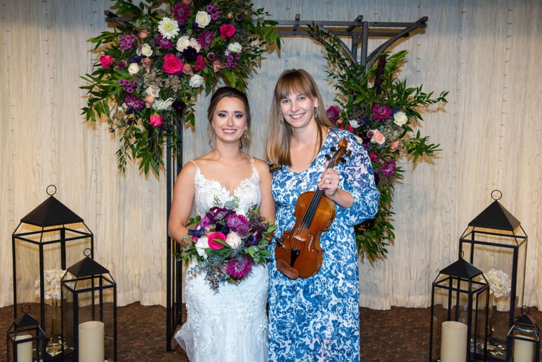 Gallery photo 10 of Elegant Violin