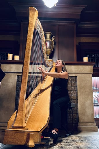 Gallery photo 4 of Eleonora Pellegrini, Harpist