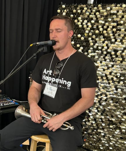 Gallery photo 2 of Eli West Serenades