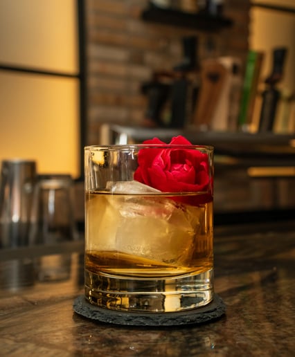 Gallery photo 7 of Elite Bartender