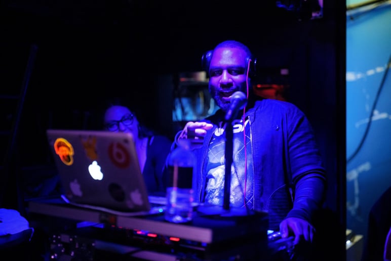 Gallery photo 2 of Elite DJ